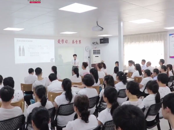 睿牛制衣品質(zhì)成就不凡，創(chuàng)新塑造品牌！