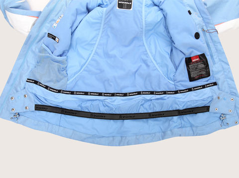 功能款沖鋒衣生產(chǎn)，戶外團體沖鋒衣定制