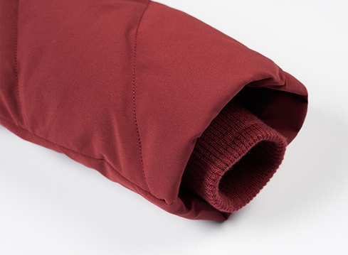 定制中高端保暖羽絨服生產(chǎn)廠家