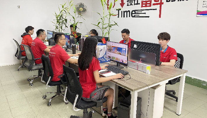 700-400車研發(fā)設(shè)計